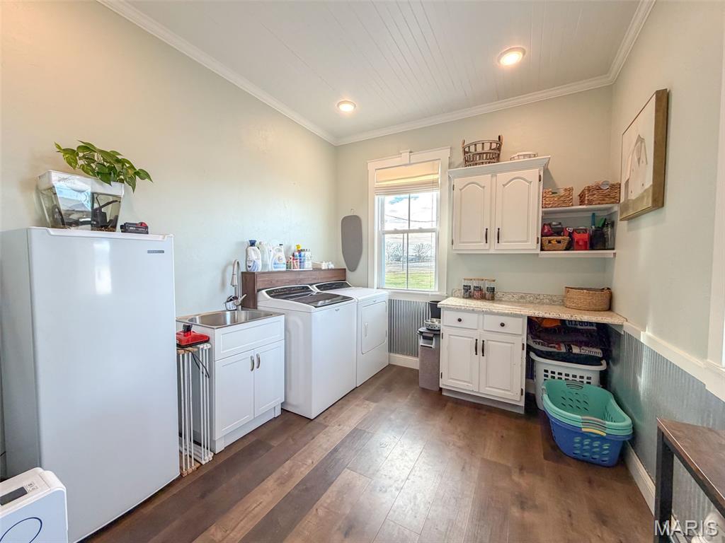 9040 Grassy Branch Road Germantown, IL 62245 - Photo 11 of 27