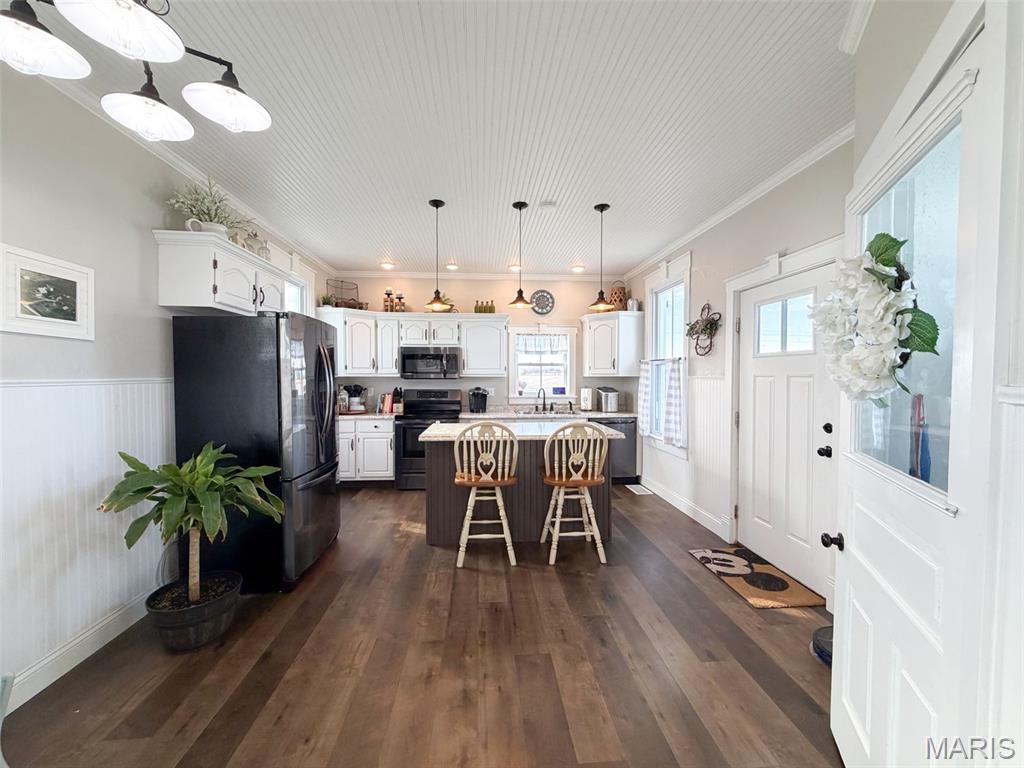 9040 Grassy Branch Road Germantown, IL 62245 - Photo 4 of 27