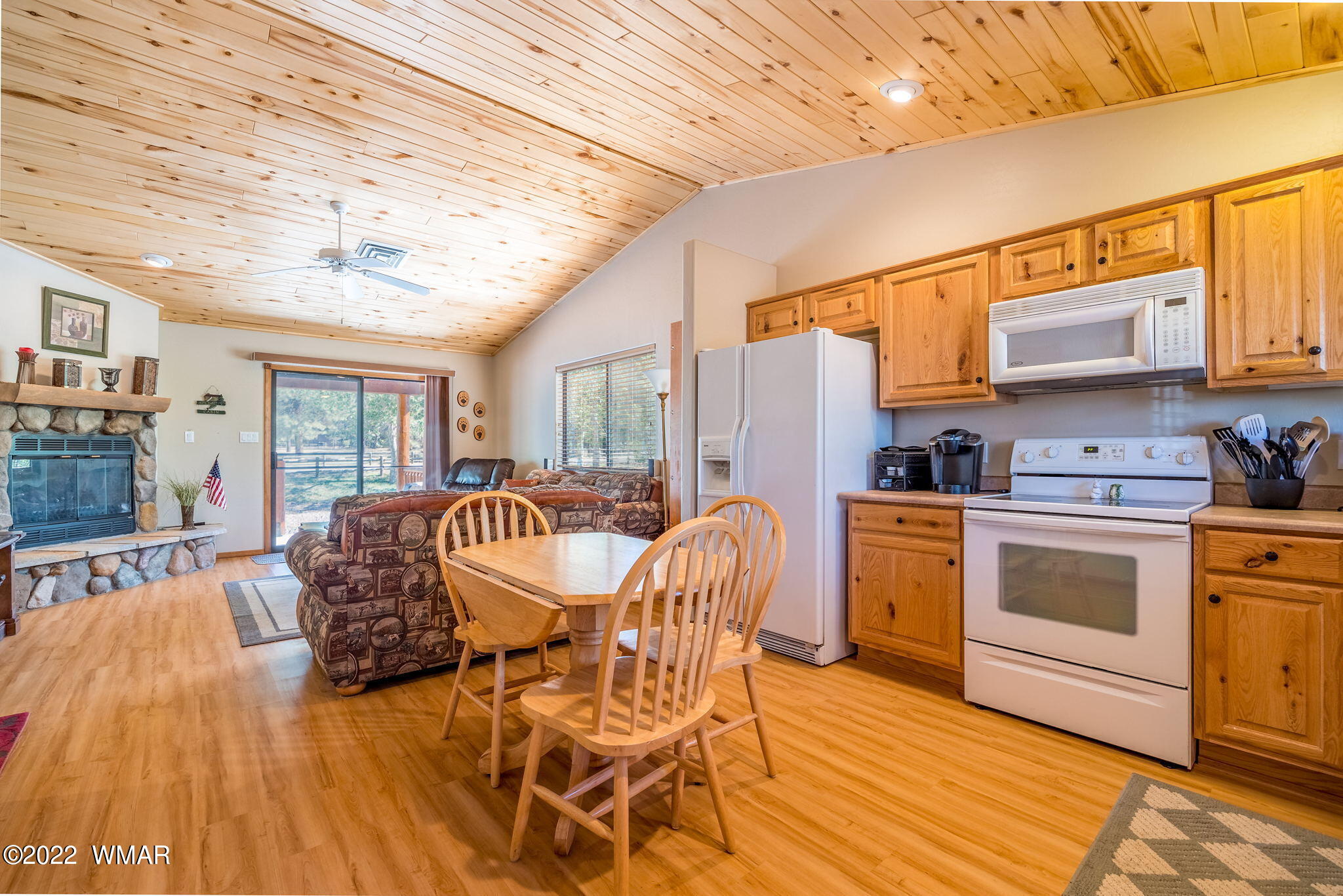 2333 Buffalo Loop Overgaard, AZ 85933 - Photo 18 of 25