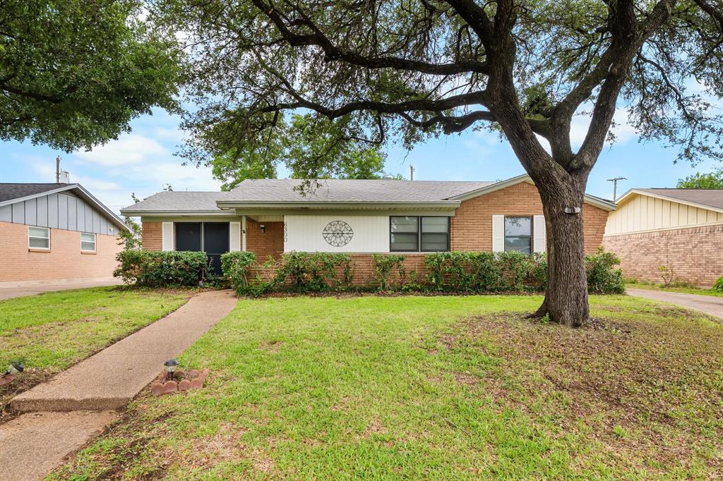 6300 Landmark Drive Waco, TX 76710 - Photo 1 of 29