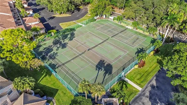 $2,200 | 1044 Woodshire Lane, Unit B211, Naples, FL 34105