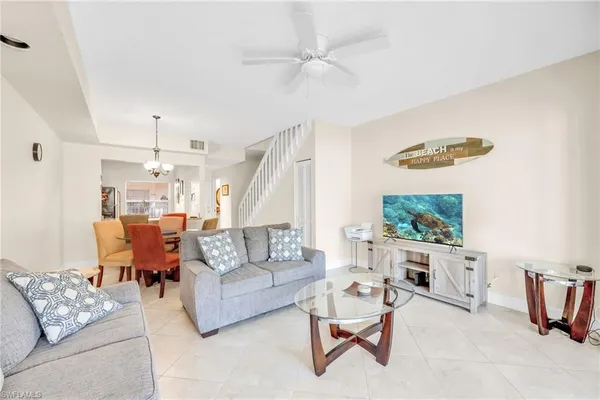 $2,200 | 1044 Woodshire Lane, Unit B211, Naples, FL 34105