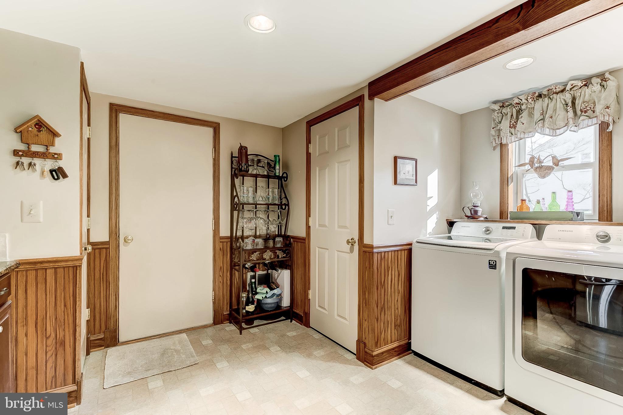 8527 Autumn Rust Road Ellicott City, MD 21043 - Photo 11 of 54 Gallery Image 11