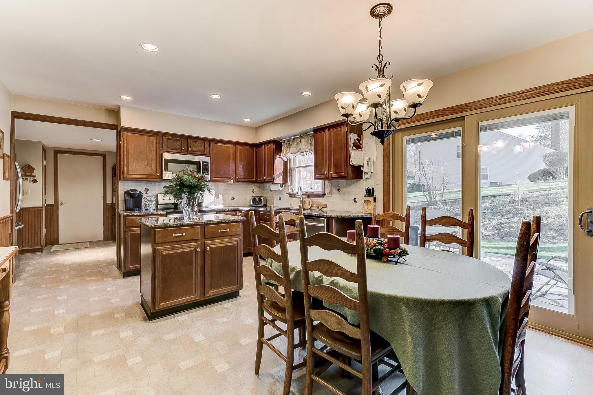 8527 Autumn Rust Road Ellicott City, MD 21043 - Photo 12 of 54 Gallery Image 12