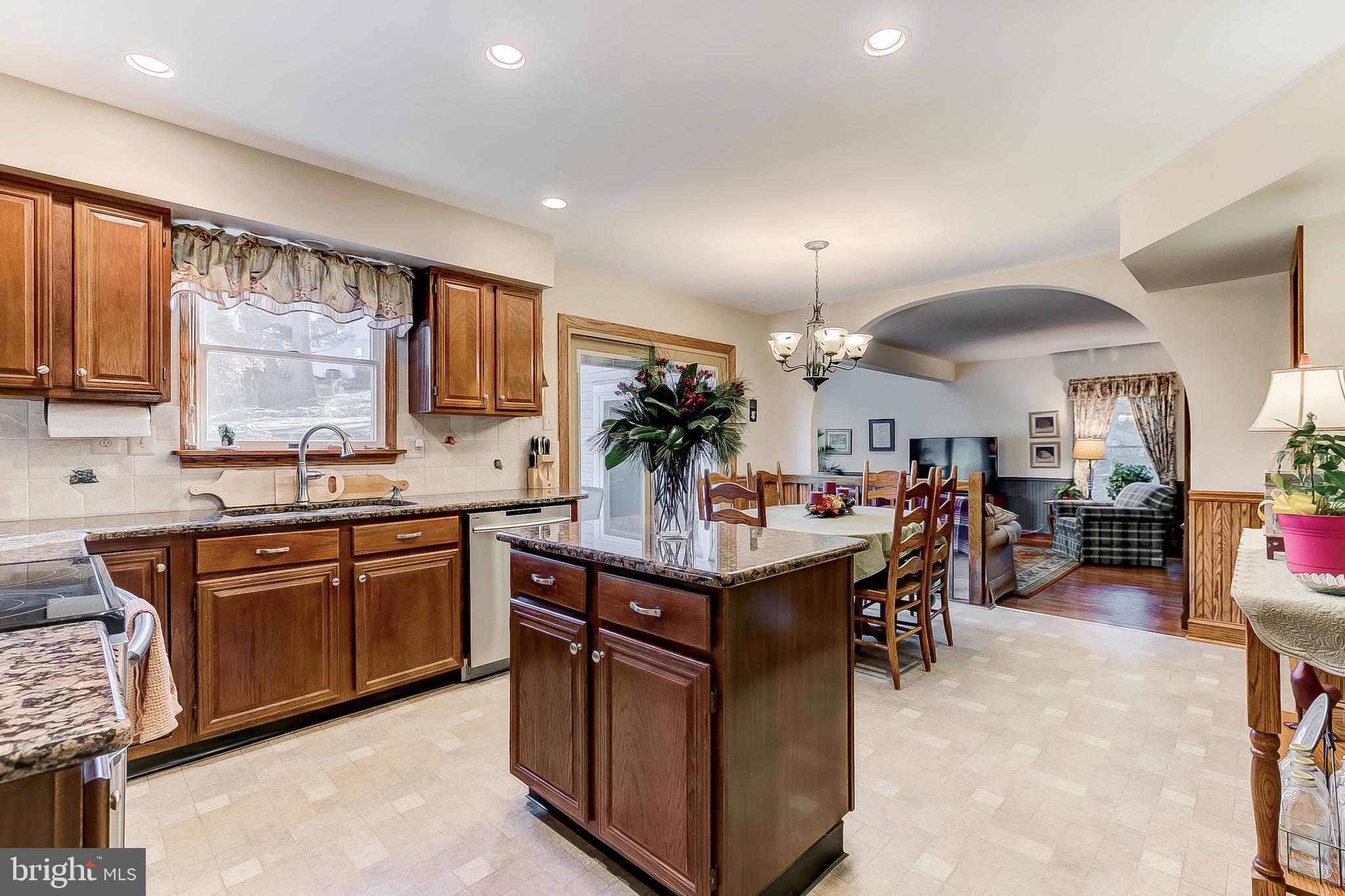 8527 Autumn Rust Road Ellicott City, MD 21043 - Photo 15 of 54 Gallery Image 15
