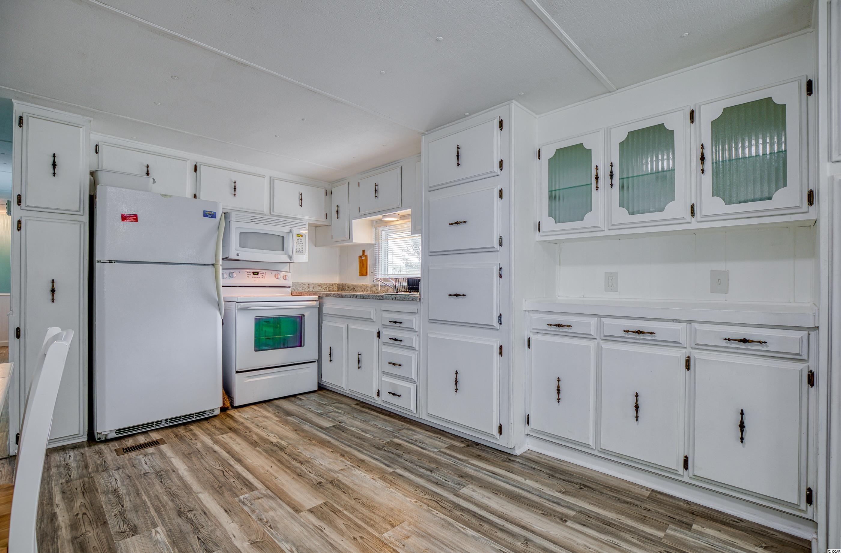 2905 Aiken Road Murrells Inlet, SC 29576 - Photo 10 of 21