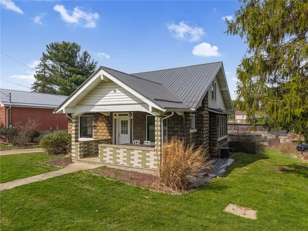 $215,000 | 526 Butler Road, Kittanning, PA 16201
