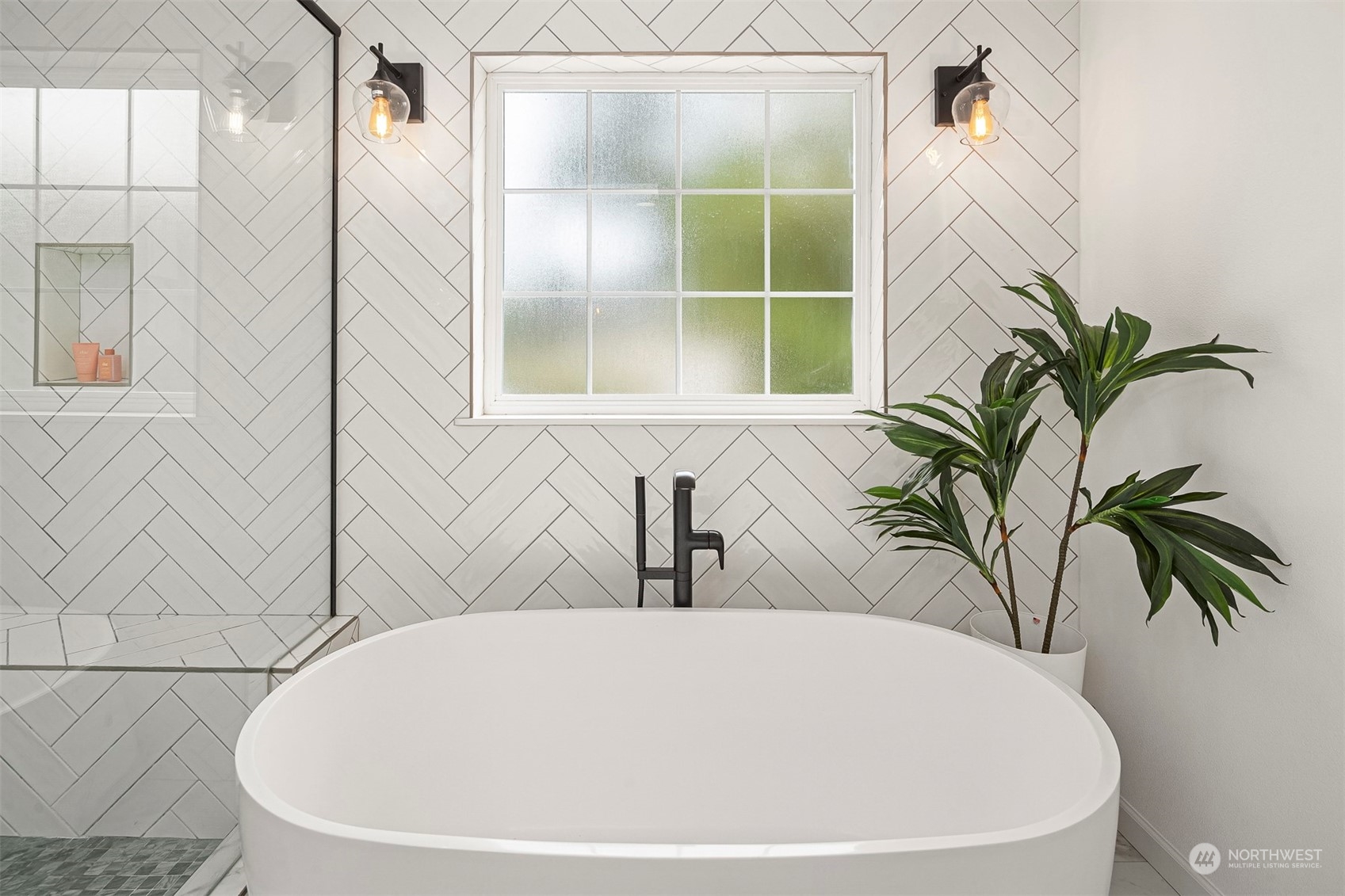 4955 Southwest Forney Street Seattle, WA 98116 - Photo 24 of 39 Gallery Image 24