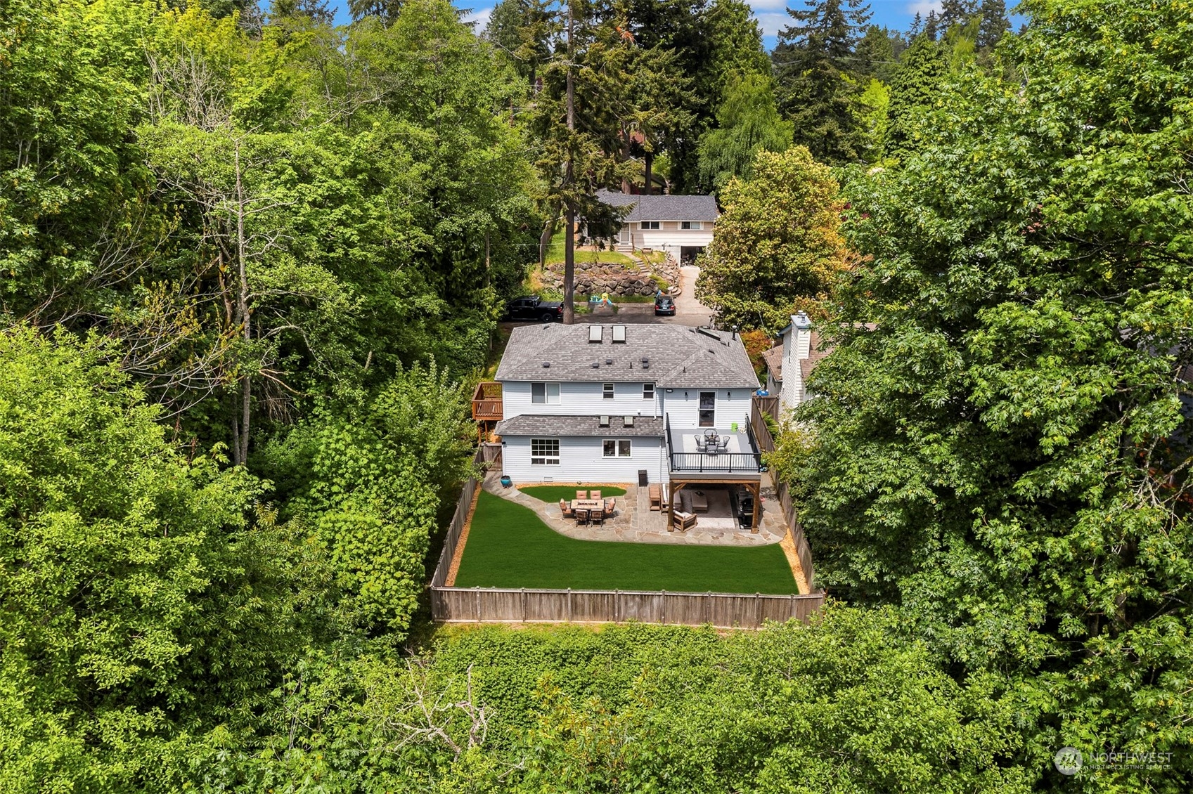 4955 Southwest Forney Street Seattle, WA 98116 - Photo 3 of 39 Gallery Image 3
