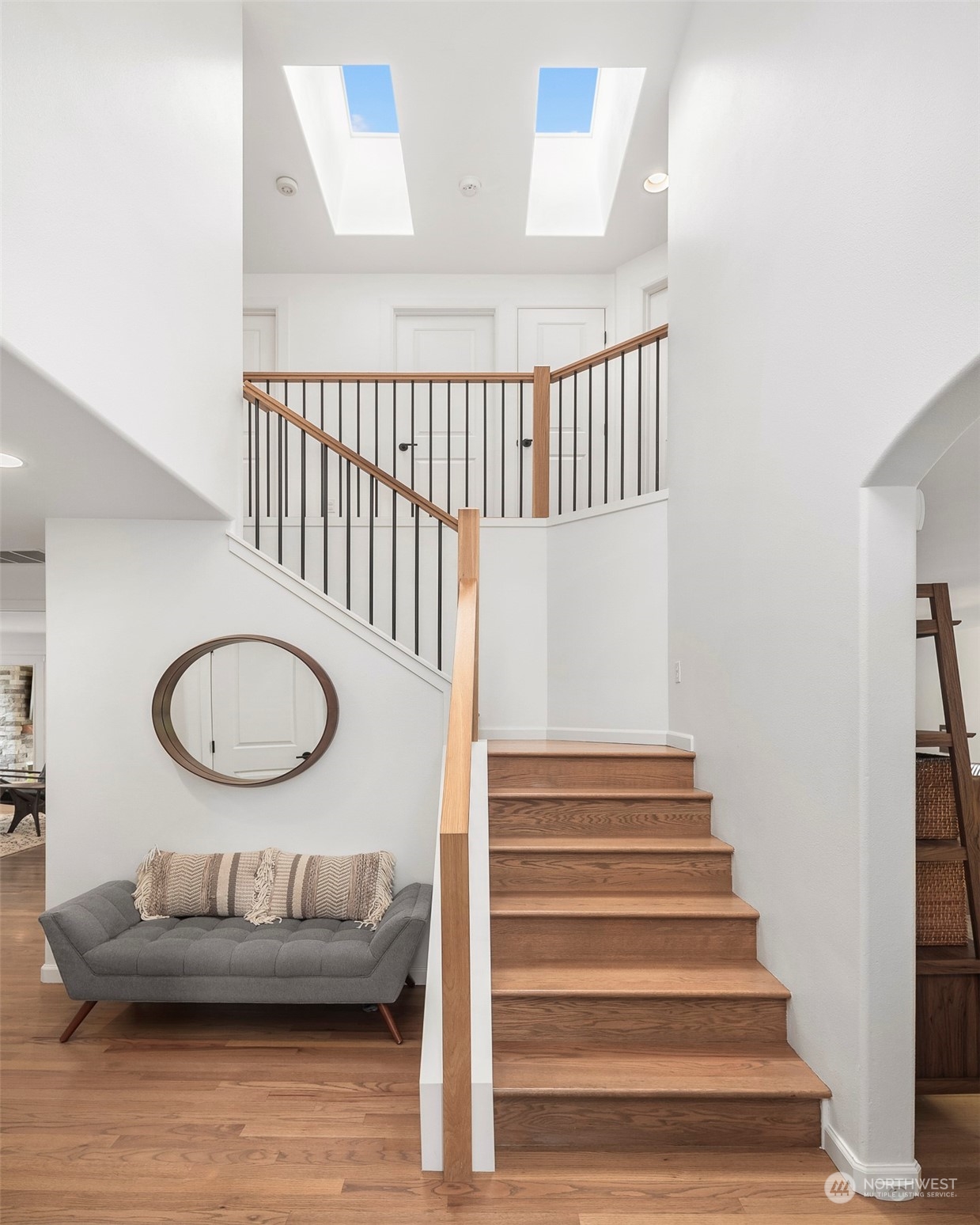 4955 Southwest Forney Street Seattle, WA 98116 - Photo 8 of 39 Gallery Image 8