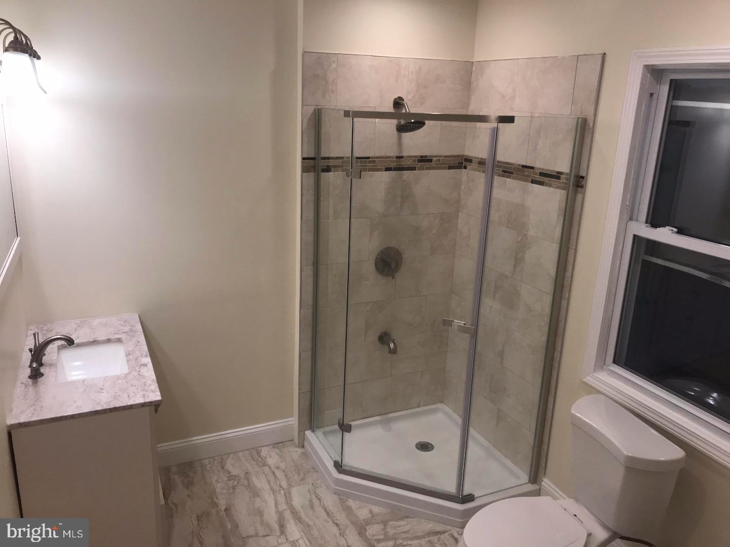 36 Overhill Road Upper Darby, PA 19082 - Photo 3 of 9