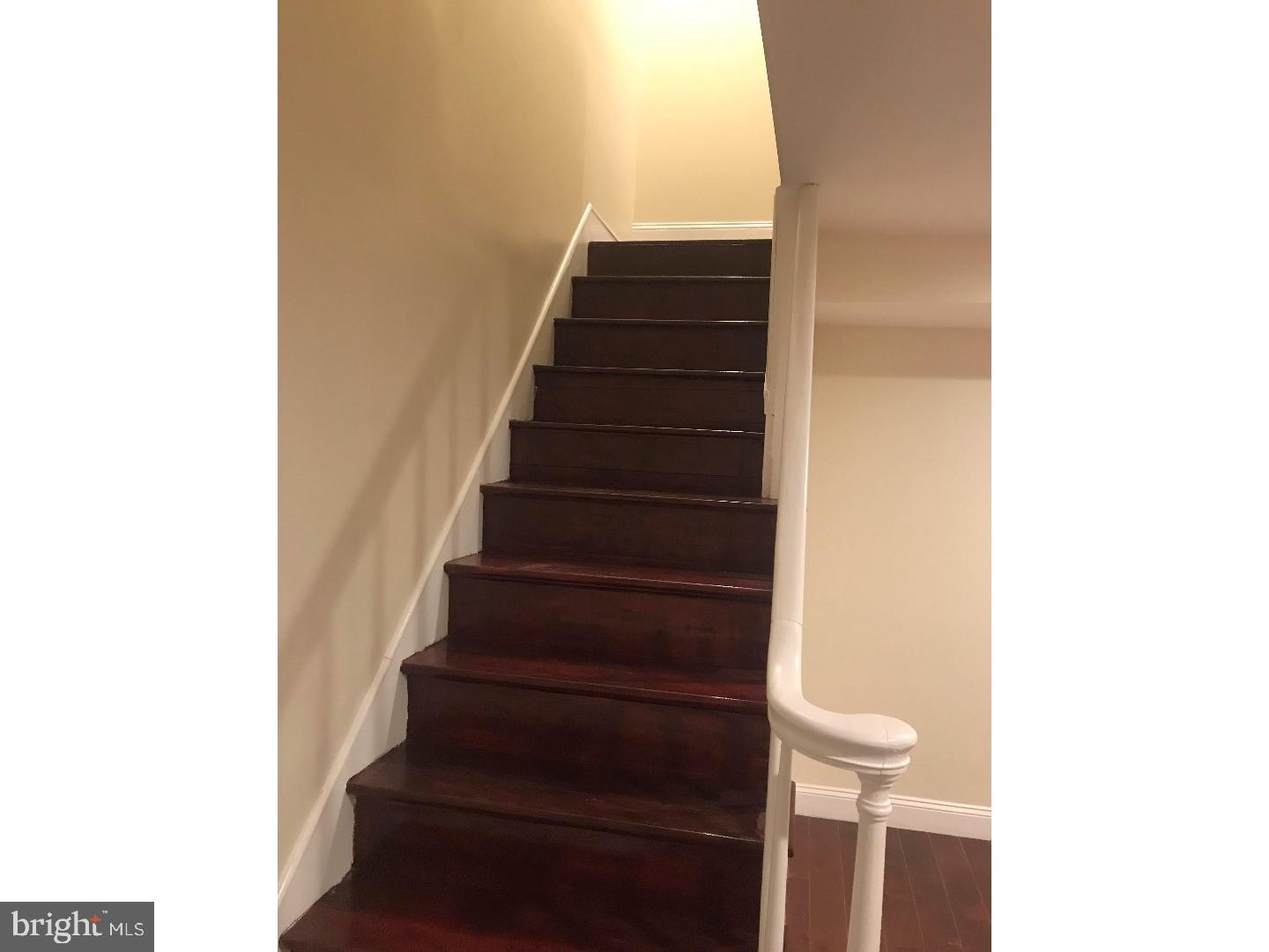 36 Overhill Road Upper Darby, PA 19082 - Photo 6 of 9