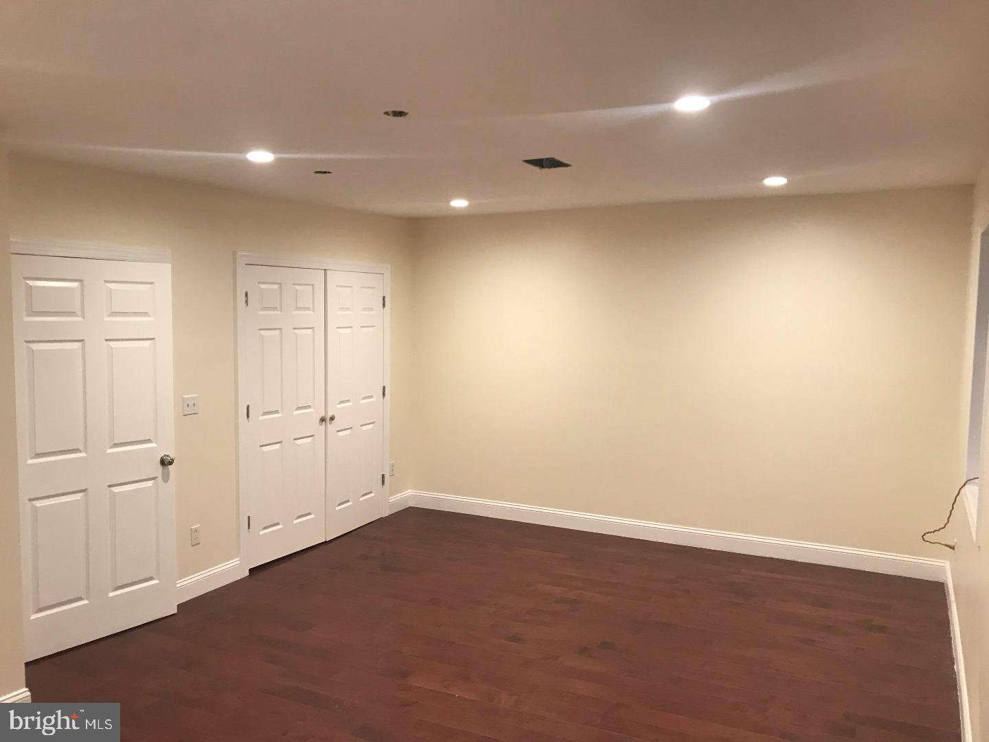 36 Overhill Road Upper Darby, PA 19082 - Photo 8 of 9