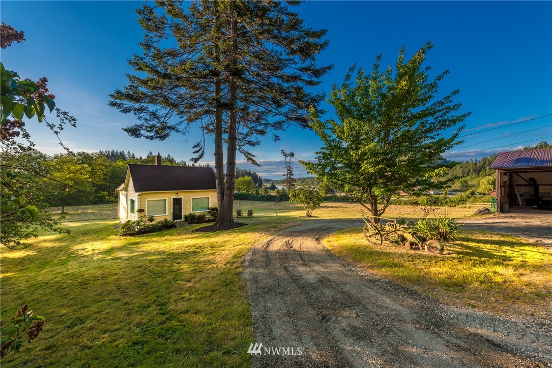 13779 Donnell Road Anacortes, WA 98221 - Photo 4 of 15