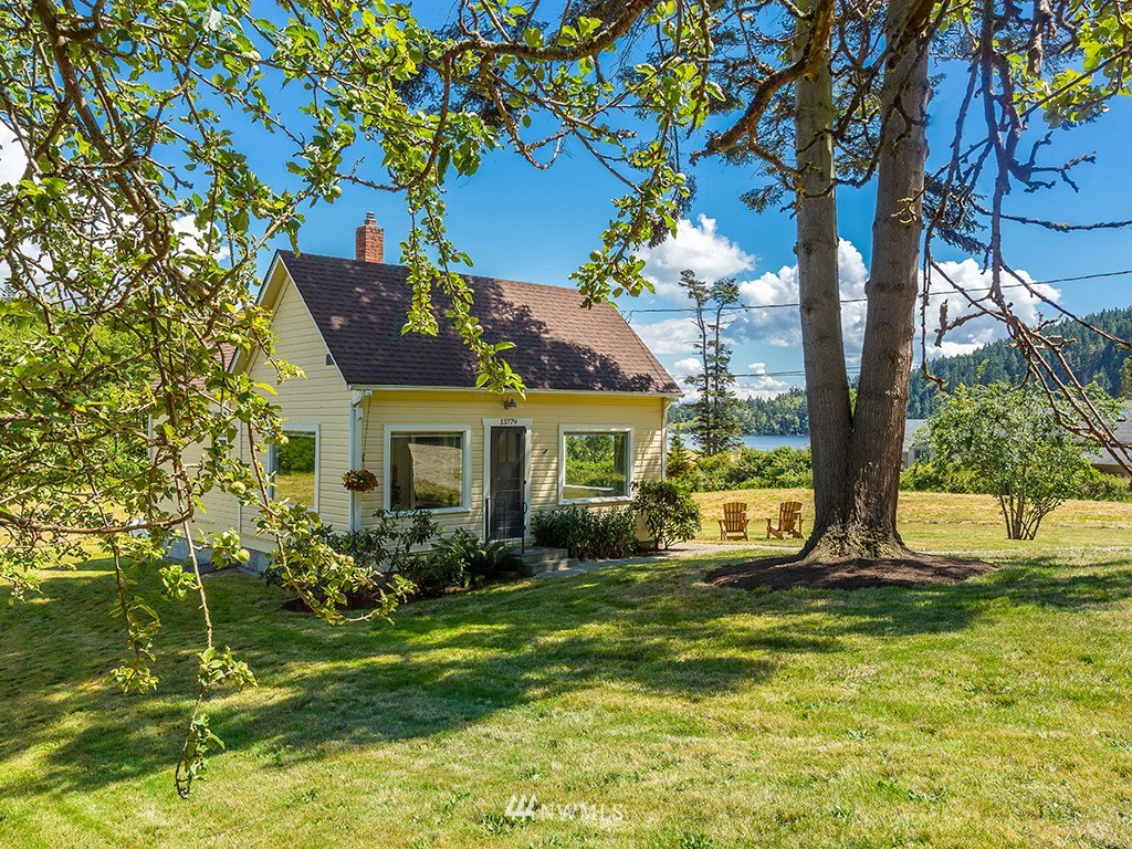 13779 Donnell Road Anacortes, WA 98221 - Photo 5 of 15
