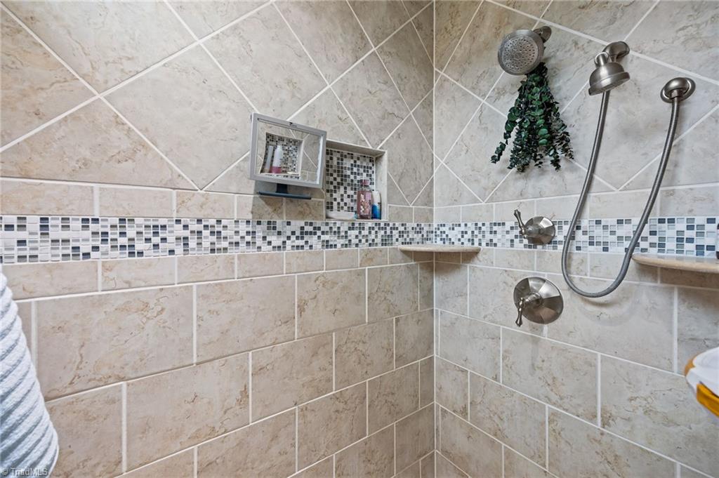 536 Black Mountain Road Pinnacle, NC 27043 - Photo 19 of 50