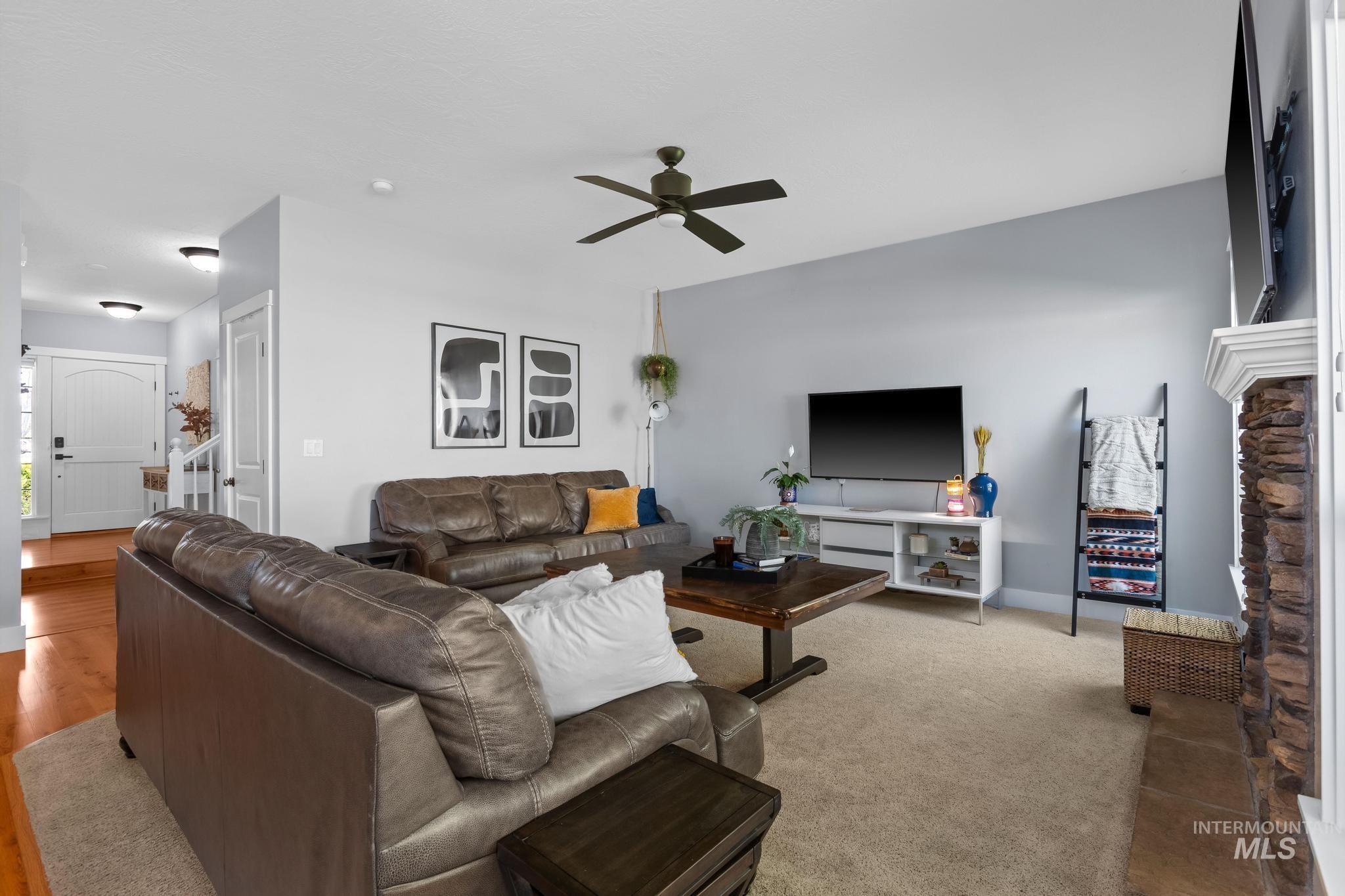11040 West Springgold Drive Boise, ID 83709 - Photo 12 of 44