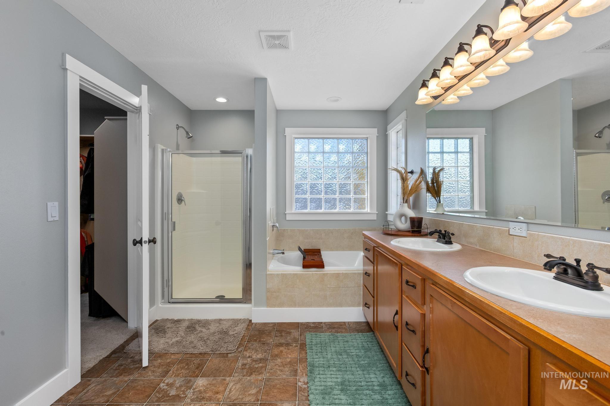 11040 West Springgold Drive Boise, ID 83709 - Photo 22 of 44