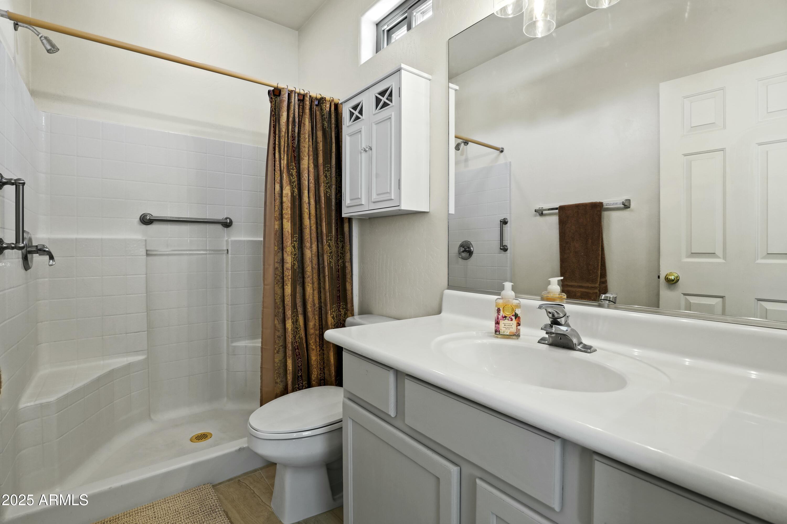 301 West Christopher Point Payson, AZ 85541 - Photo 14 of 28 Master bathroom