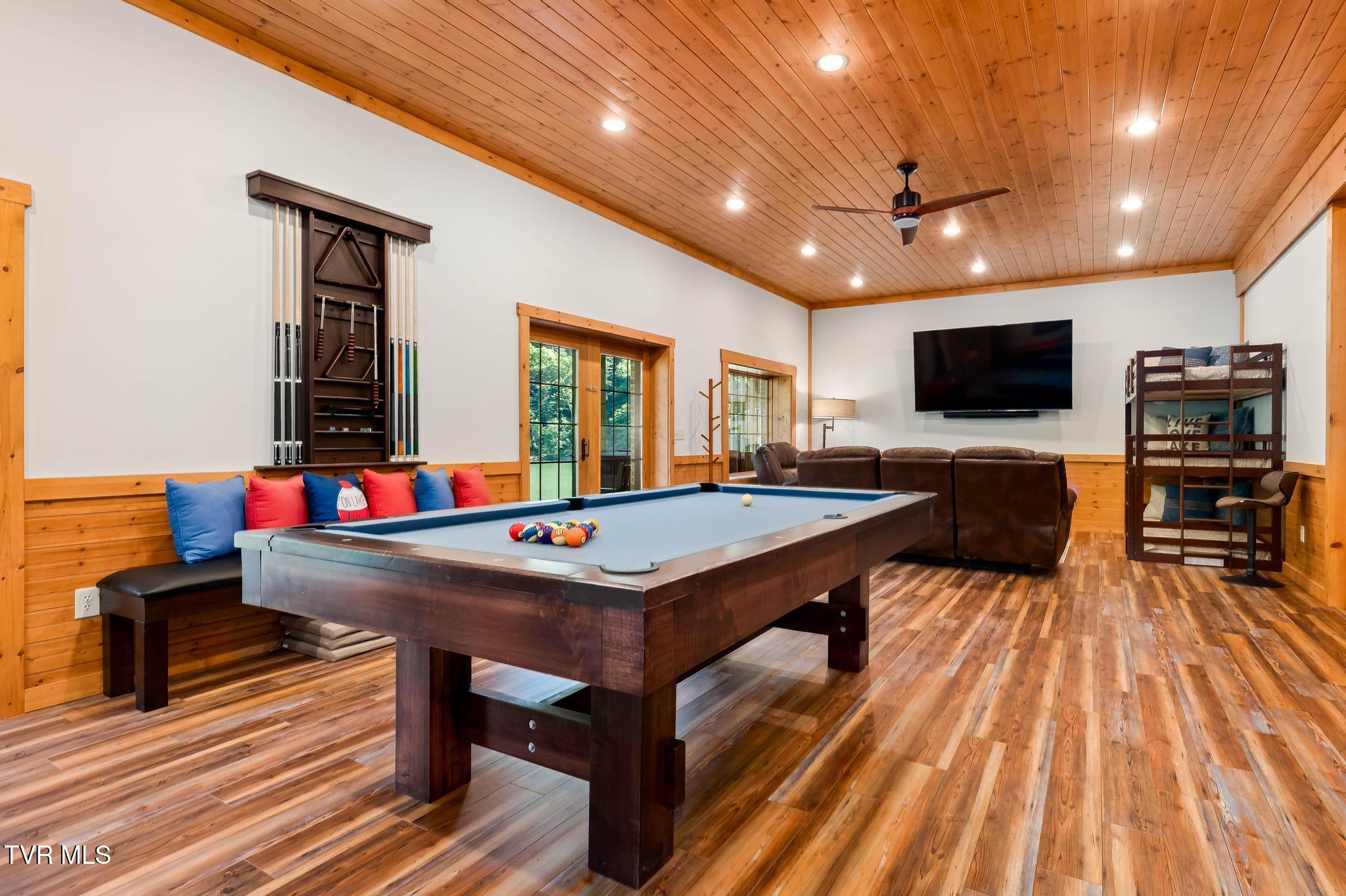 285 Cable Hollow Road Butler, TN 37640 - Photo 103 of 110 285 Cable Hollow Road (132 of 139)