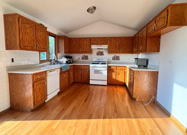 $407,000 | 346 Wild Rose Lane, Romeoville, IL 60446