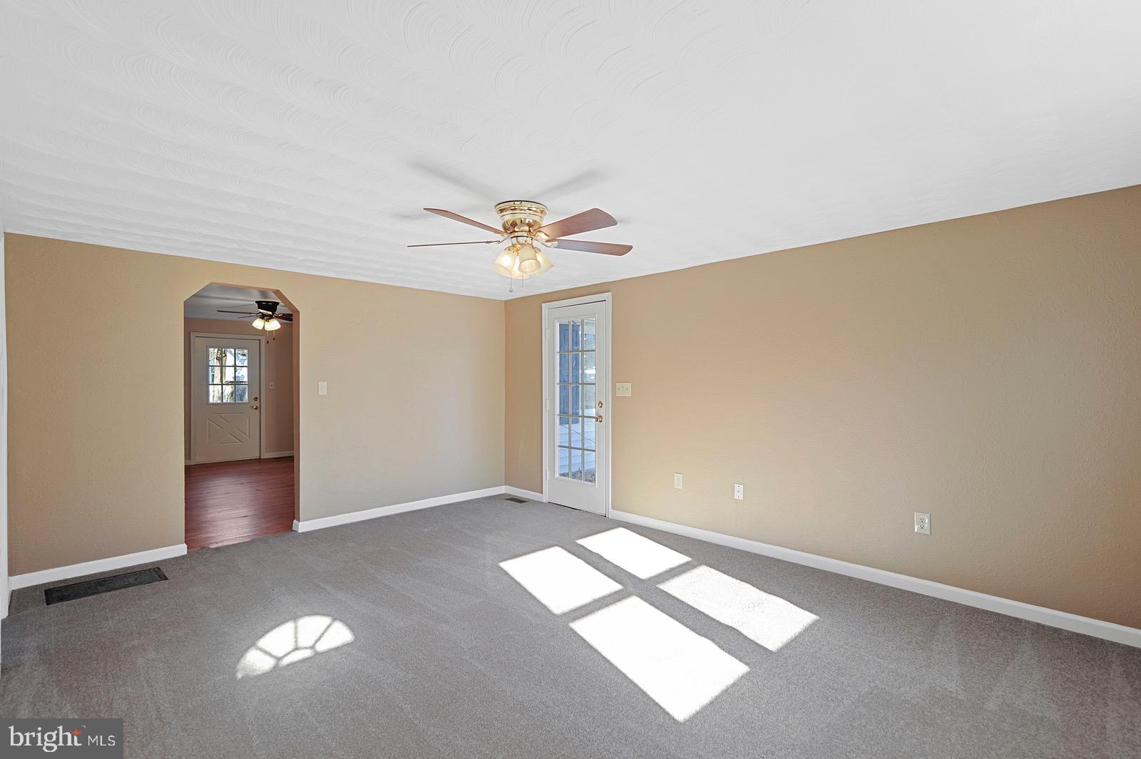 18153 Fleatown Road Ellendale, DE 19941 - Photo 3 of 27 Gallery Image 3