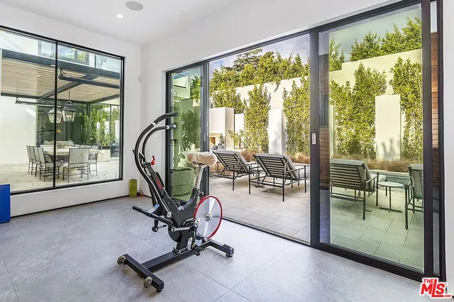 $9,975,000 | 324 South Medio Drive, Los Angeles, CA 90049