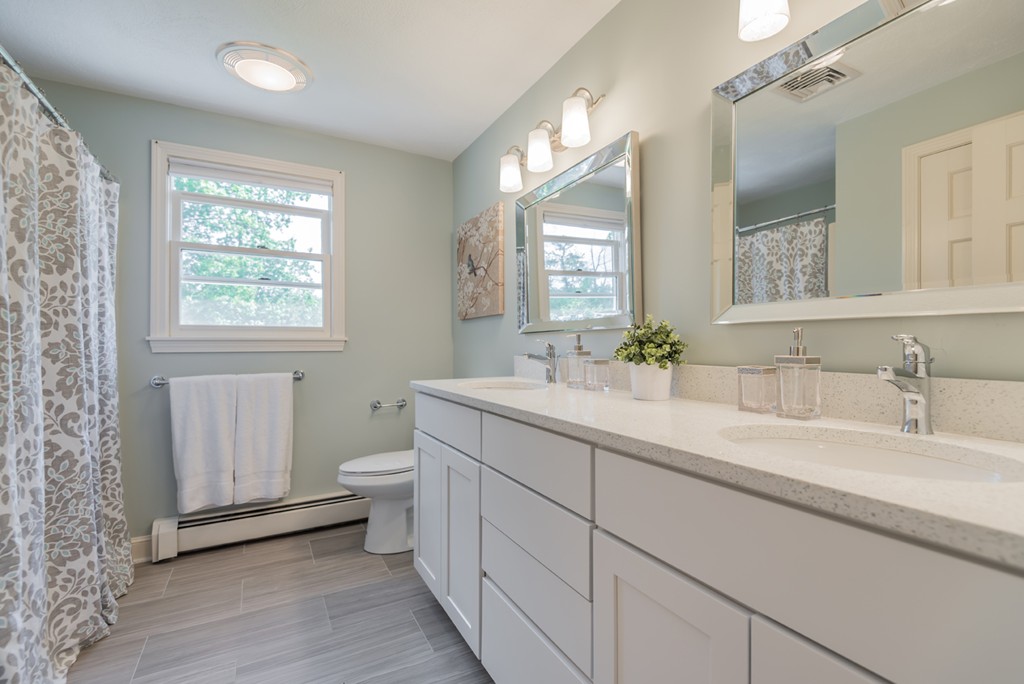 220 Candlestick Road North Andover, MA 01845 - Photo 22 of 30 Gallery Image 22