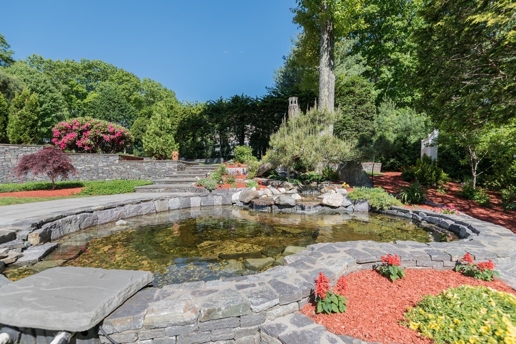 220 Candlestick Road North Andover, MA 01845 - Photo 28 of 30 Gallery Image 28