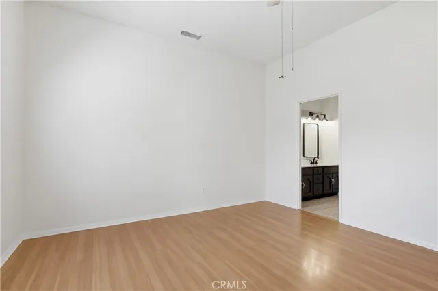 $1,499,999 | 417 South Glenwood Place, Burbank, CA 91506