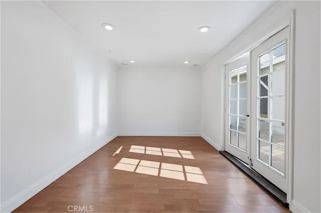 $1,499,999 | 417 South Glenwood Place, Burbank, CA 91506