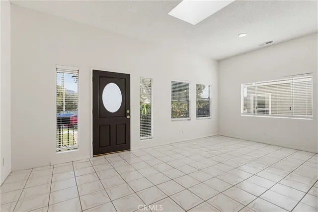 $1,499,999 | 417 South Glenwood Place, Burbank, CA 91506
