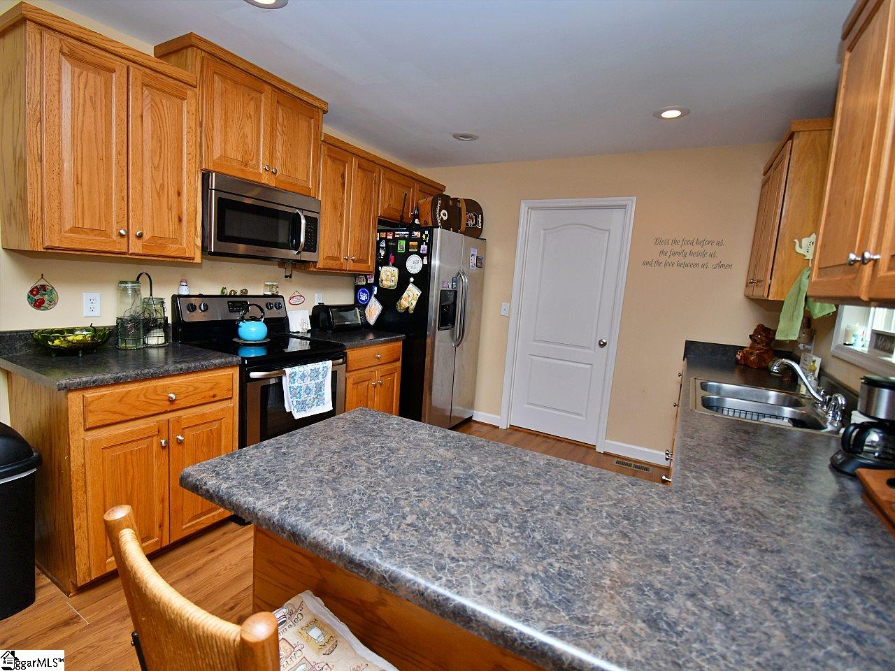 176 Lee's Way Prosperity, SC 29127 - Photo 10 of 21