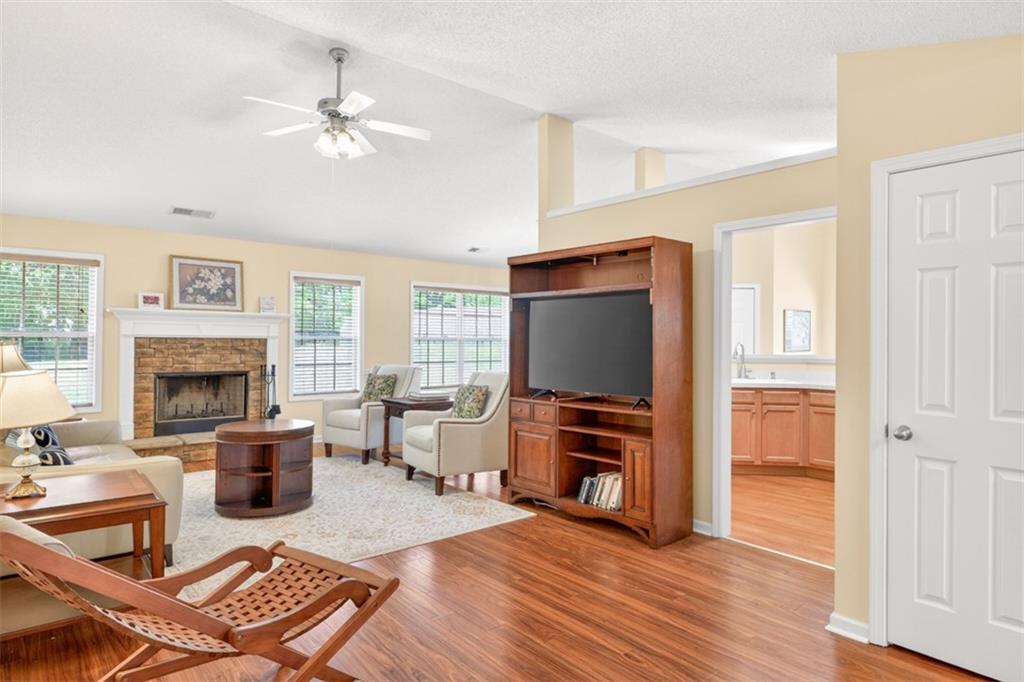 509 Bentley Circle Bethlehem, GA 30620 - Photo 10 of 43