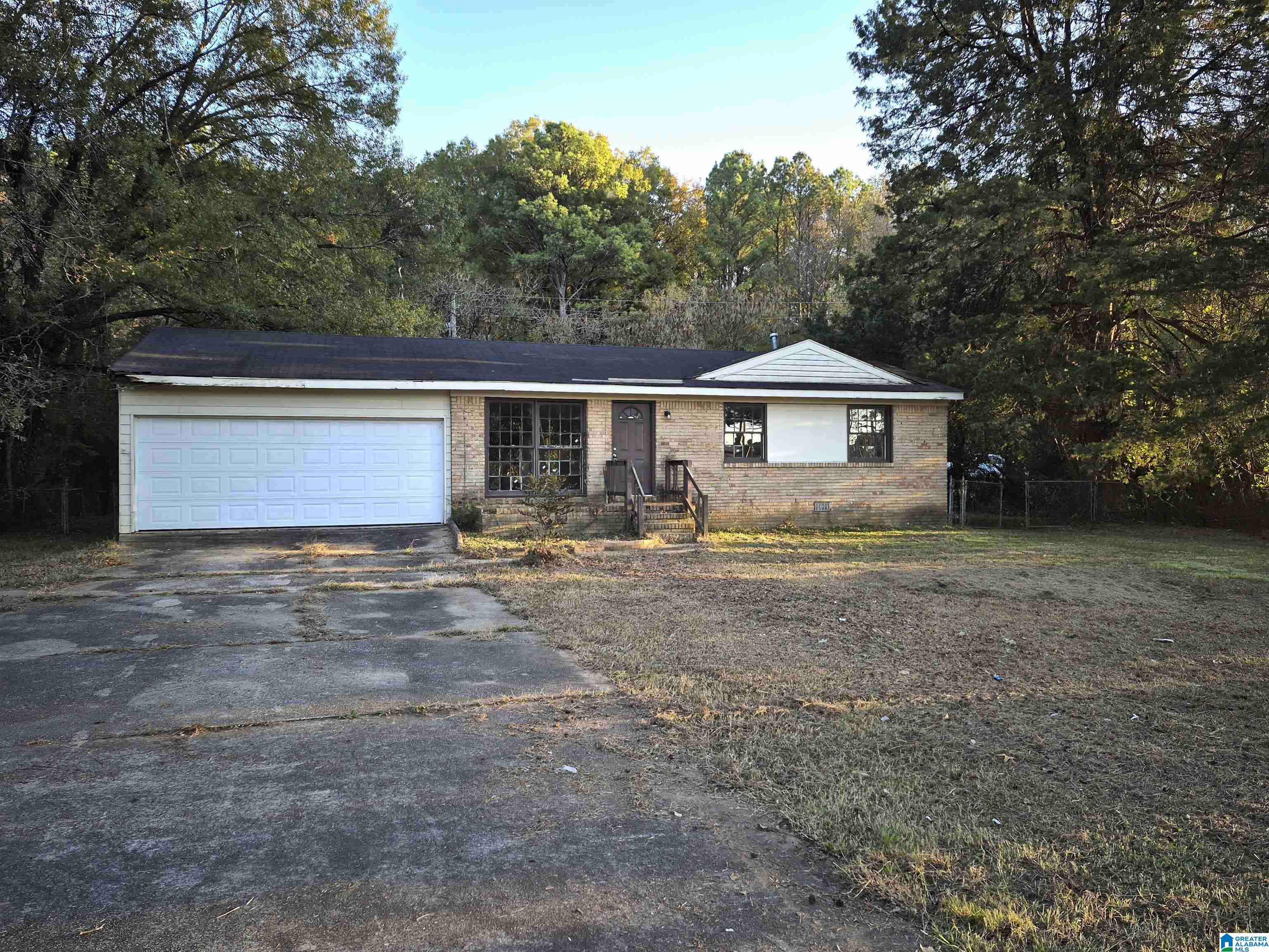 901 Springville Road Birmingham, AL 35235 - Photo 1 of 15
