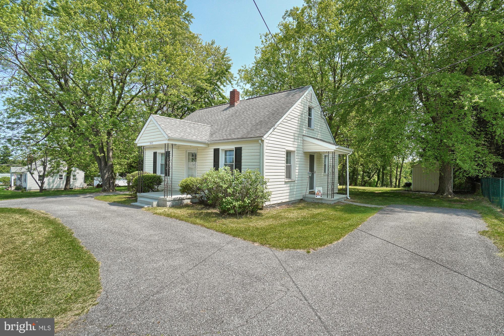 1015 St Michaels Road Mount Airy, MD 21771 - Photo 3 of 11 Gallery Image 3