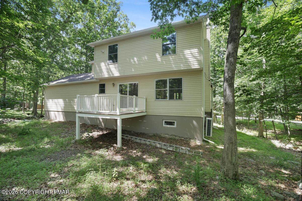 320 Canterbury Road Bushkill, PA 18324 - Photo 54 of 55 rear