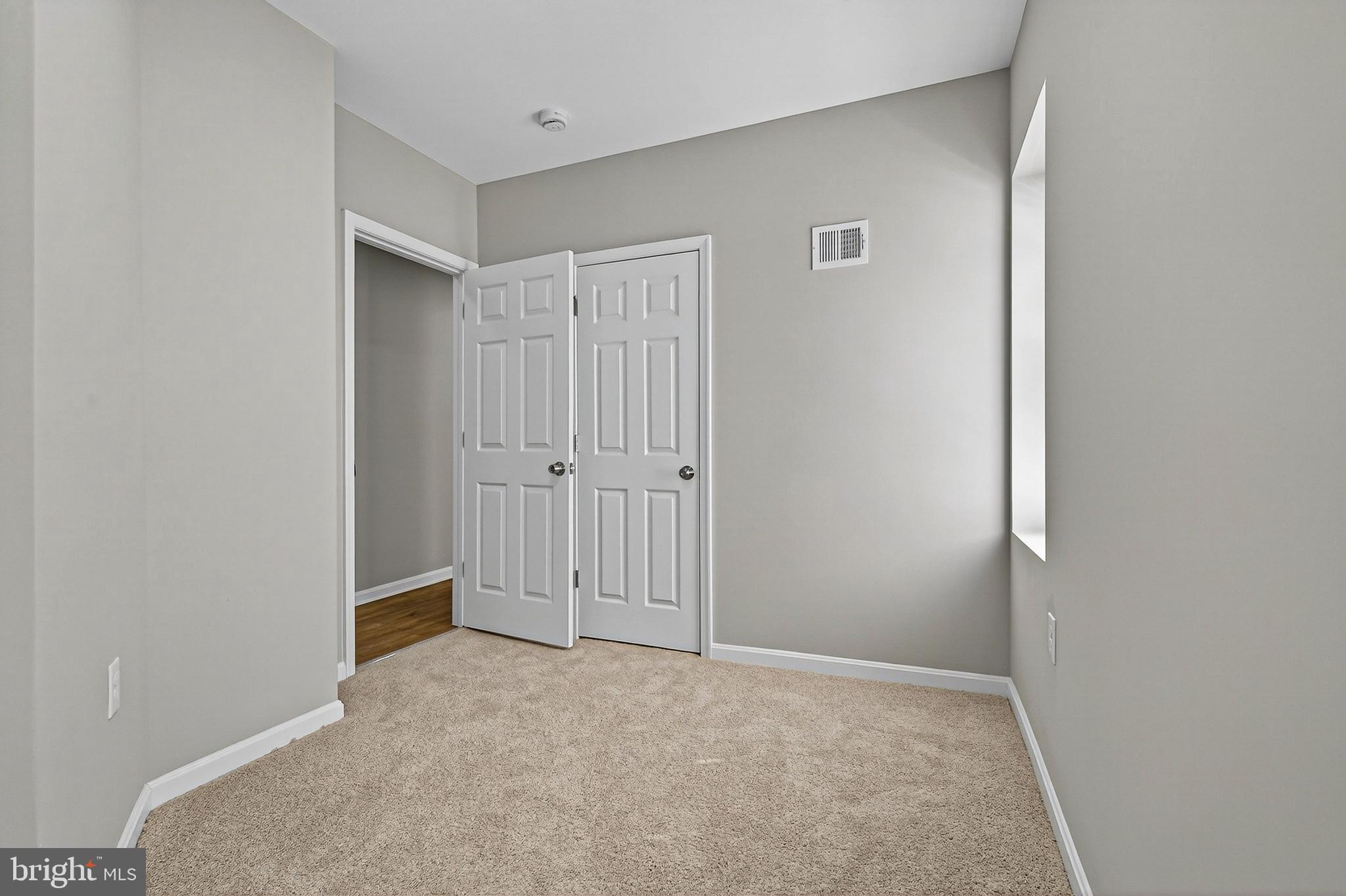 2001 North Fulton Avenue Baltimore, MD 21217 - Photo 18 of 28 a view of an empty room