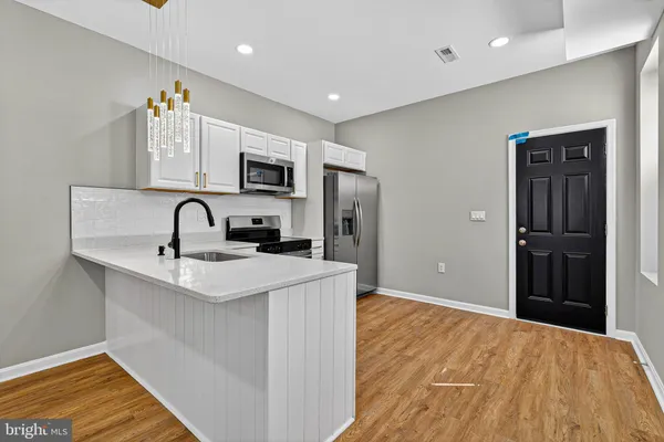 $235,000 | 2001 North Fulton Avenue, Baltimore, MD 21217