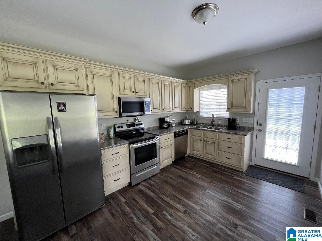 399 Wet Cat Road Hayden, AL 35079 - Photo 19 of 36