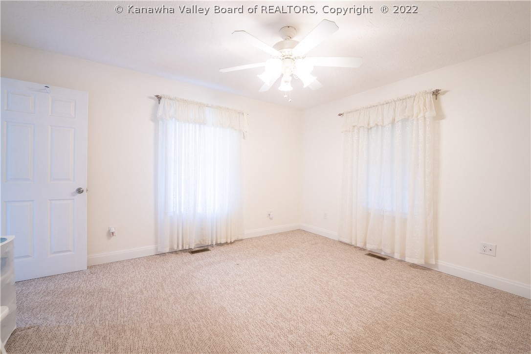 90 North Pinch Road Elkview, WV 25071 - Photo 28 of 32 Gallery Image 28