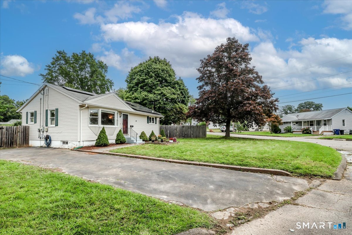 79 Aircraft Road West Haven, CT 06516 - Photo 1 of 34 Gallery Image 1