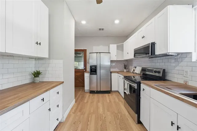 $345,000 | 2239 West Central Avenue, Winter Haven, FL 33880