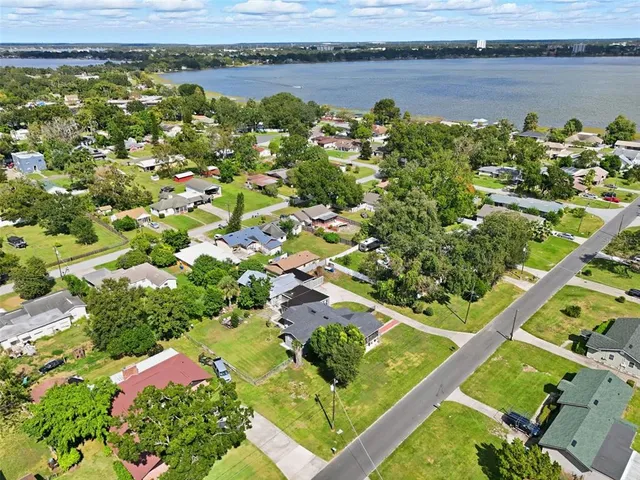 $345,000 | 2239 West Central Avenue, Winter Haven, FL 33880