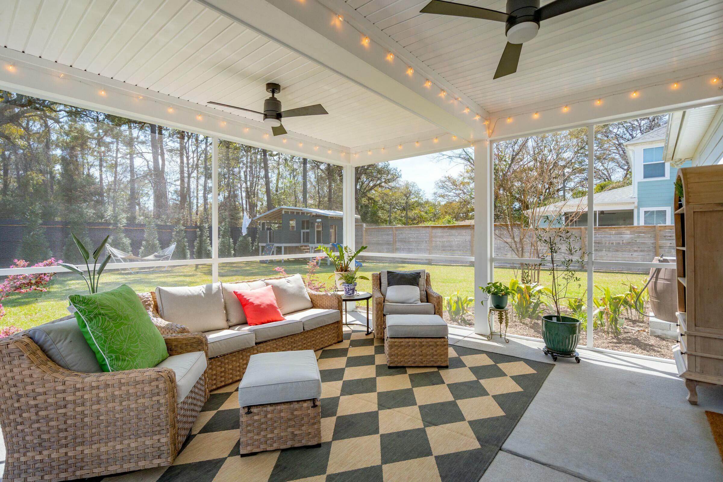 523 Coaxum Rd Mount Mount Pleasant, SC 29464 - Photo 35 of 105 tempImageEuTyNv