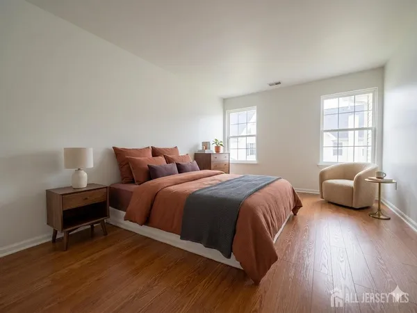 $2,468 | 406 Birch Court, New Brunswick, NJ 08901