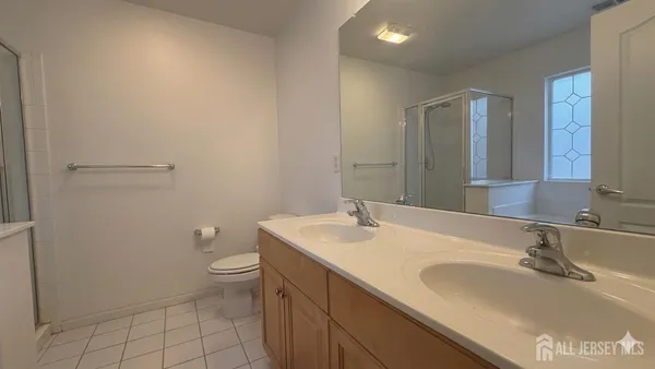 $2,468 | 406 Birch Court, New Brunswick, NJ 08901