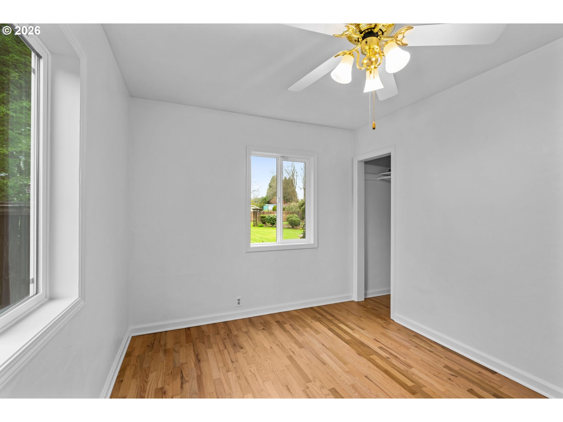 1360 Taft Street Eugene, OR 97402 - Photo 16 of 35 a view of an empty room with a window