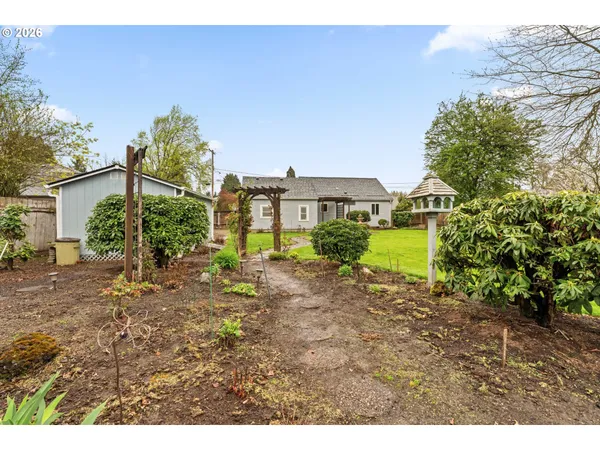 $395,000 | 1360 Taft Street, Eugene, OR 97402