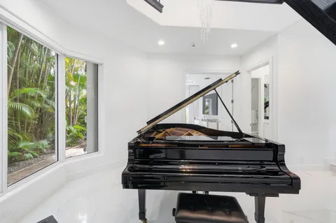 $5,995,000 | 5600 Coastal Drive, Boca Raton, FL 33487